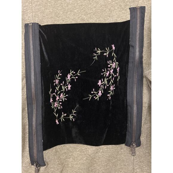 POL Green With Velvet Bows Embroidered Floral Quirky Unique Sweatshirt Large - Picture 8 of 13